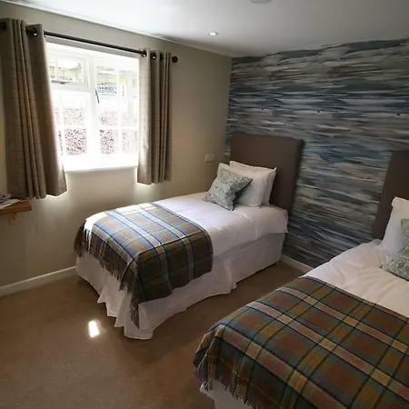 The Fox & Hounds Inn Swindon