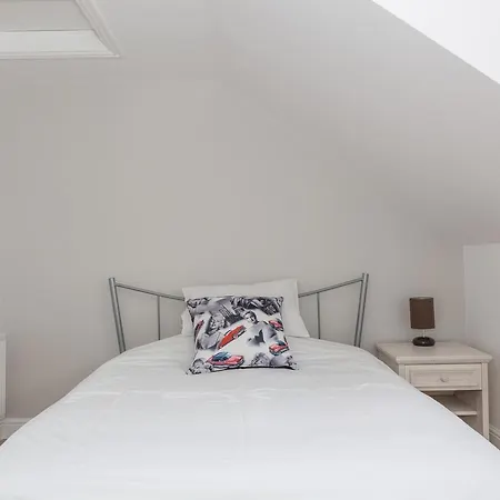 Apartment Park View - Lydiard Millicent Wiltshire Swindon