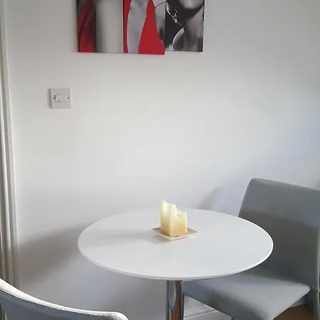 Park View - Lydiard Millicent Wiltshire Apartment Swindon