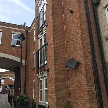 Godwin Court 21 Swindon