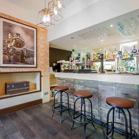 Hotel The Highworth