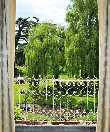 Chiseldon House