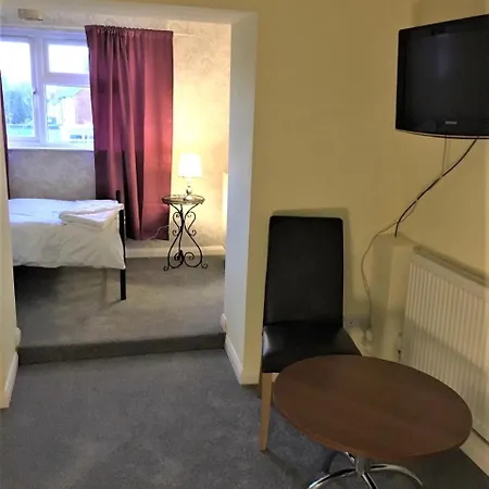 Bed & Breakfast Boxwood Guest House. Swindon