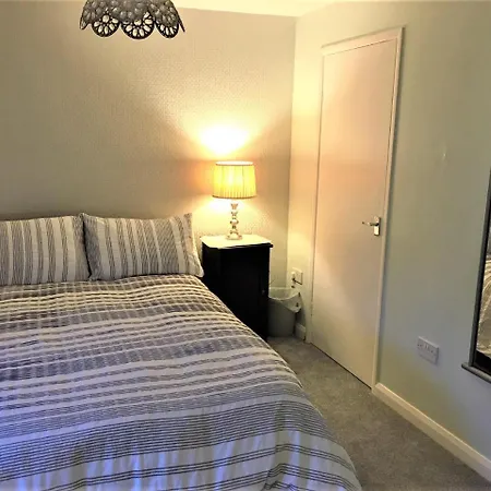 Boxwood Guest House. Swindon