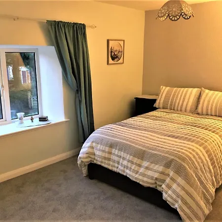 Boxwood Guest House. Bed & Breakfast