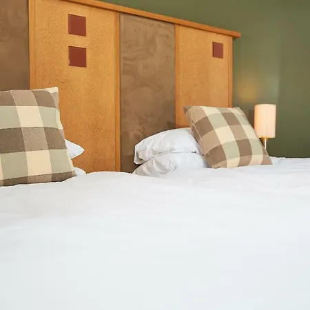 Alexandra House Hotel Swindon