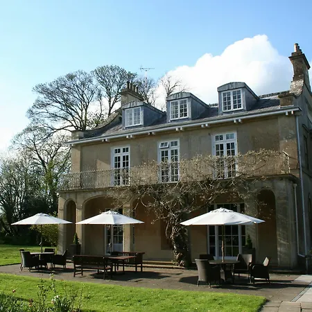 Chiseldon House Country house *