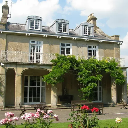 Country house Chiseldon House Swindon