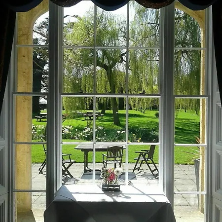Chiseldon House Country house Swindon