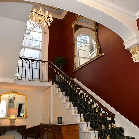 Chiseldon House Country house Swindon