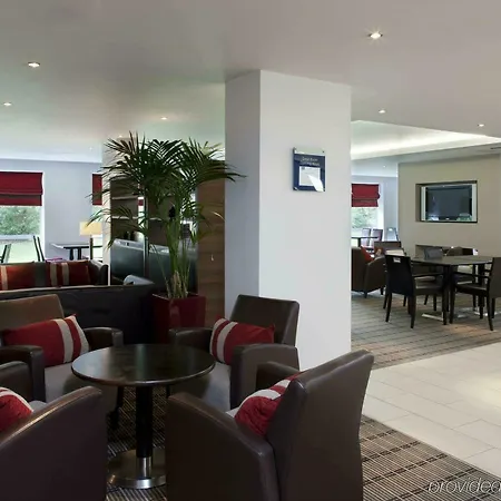 Express West By Ihg Swindon