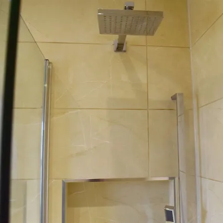 Godwin Court Serviced Apartment