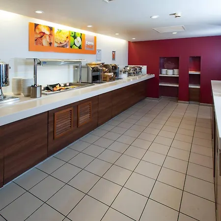 Hotel Express West By Ihg Swindon