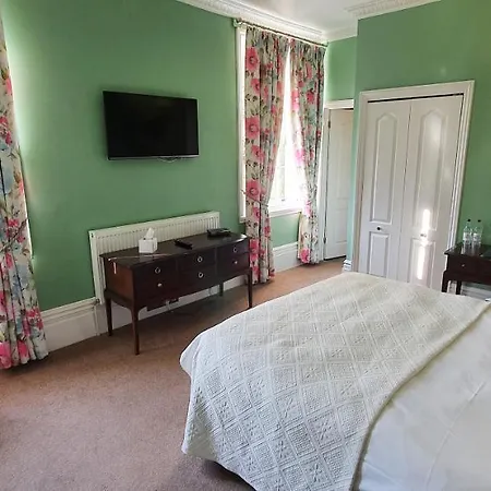 Country house Chiseldon House Swindon